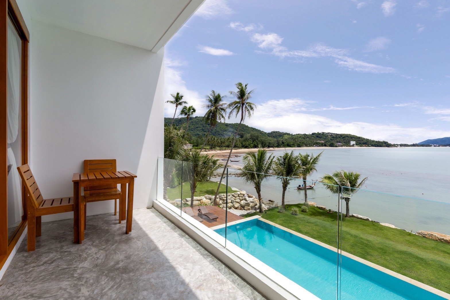 Superior Seaview Room