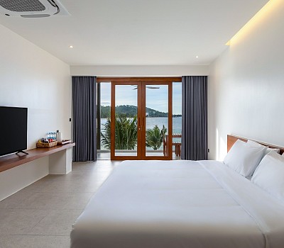 Superior Seaview With Bathtub Room 