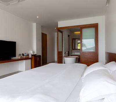 Superior Seaview With Bathtub Room 